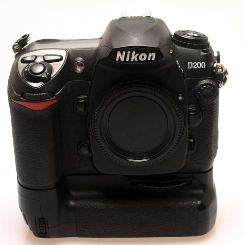 Nikon D200 cuerpo y power grip MB200 todo en caja